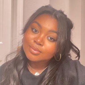 Meet your Posher, Bethany